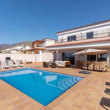 Villa Puerto De Santiago Sleeps 10 Pool Air Con Puerto de Santiago (Tenerife)